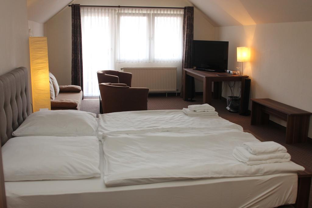 Hotel Restaurant Graber Wolfshagen  Екстериор снимка